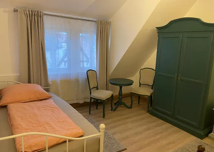 Zimmer für Personal im Hotelgewerbe, Monteure, Auszubildende und Arbeiter